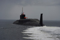 [ẢNH] Nga bất ngờ phóng liền lúc 4 siêu tên lửa hạt nhân từ tàu ngầm