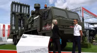 Lo pháo HIMARS Ukraine tập kích, Nga triển khai 'rồng lửa' S-350 Vityaz bảo vệ căn cứ không quân