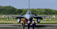 Đài Loan phô diễn tiêm kích tối tân F-16V mua từ Mỹ