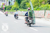 [ẢNH] Người lao động nhọc nhằn mưu sinh dưới thời tiết oi nóng của Hà Nội