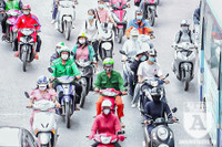 [ẢNH] Người lao động nhọc nhằn mưu sinh dưới thời tiết oi nóng của Hà Nội