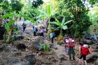 [ẢNH] Ngắm thời khắc bình minh tuyệt đẹp giữa 'biển mây' trên đỉnh núi Bà Đen