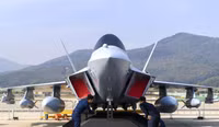 [ẢNH] Chiến đấu cơ tàng hình KF-X Hàn Quốc mang 'linh hồn' của F-22 Raptor