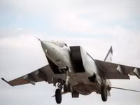 [ẢNH] MiG-25 Liên Xô trốn sang Nhật Bản - Phần 3: Loại siêu tiêm kích khiến phương Tây 'mất ăn mất ngủ' 