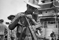 [ẢNH] Việt Nam biến tiểu liên MAT-49 Pháp trở thành 