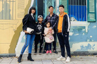 [ẢNH] Cuộc hôn nhân 20 năm hạnh phúc của ‘bà trùm chân dài’ Hạ Vy