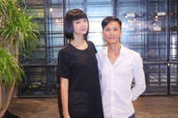 [ẢNH] Cuộc hôn nhân 20 năm hạnh phúc của ‘bà trùm chân dài’ Hạ Vy