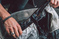 [ẢNH] ‘Bỏ túi’ những bí quyết để giúp quần jean của bạn luôn trông như mới