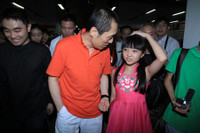 [ẢNH] Những sự cố hát nhép đã hủy hoại sự nghiệp của các ngôi sao Cbiz 