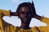 [ẢNH] Nhan sắc của 3 nàng mẫu ảo quyến rũ nhất trong làng thời trang thế giới