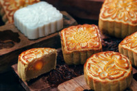 [ẢNH] ‘Bật mí’ bí quyết giúp ăn bánh Trung thu không lo béo