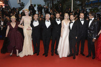 [ẢNH] Nữ chính xinh đẹp với chiều cao 'khủng' 1m90 trong bom tấn ‘Tenet’ 