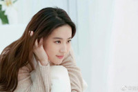 [ẢNH] Nhan sắc của những mỹ nhân Cbiz gắn liền với biệt danh 'bình hoa di động'