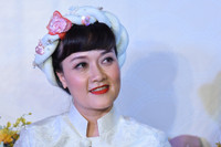 [ẢNH] Cuộc hôn nhân kín tiếng của ‘Táo bà’ Vân Dung