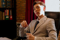 [ẢNH] So bì khối tài sản của gia đình “Hoa râm bụt”: Hòa Minzy, Đức Phúc, Erik 