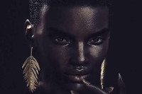 [ẢNH] Nhan sắc của 3 nàng mẫu ảo quyến rũ nhất trong làng thời trang thế giới