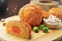 [ẢNH] Bật mí cách chọn bánh trung thu đảm bảo an toàn thực phẩm trong mùa dịch