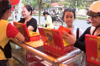 [ẢNH] Bật mí cách chọn bánh trung thu đảm bảo an toàn thực phẩm trong mùa dịch