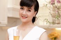 [ẢNH] Cuộc hôn nhân kín tiếng của ‘Táo bà’ Vân Dung