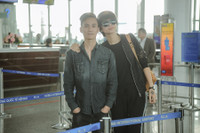 [ẢNH] Cuộc hôn nhân 20 năm hạnh phúc của ‘bà trùm chân dài’ Hạ Vy