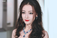 [ẢNH] Nhan sắc của những mỹ nhân Cbiz gắn liền với biệt danh 'bình hoa di động'