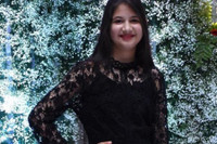 [ẢNH] Nhan sắc biến đổi khó tin của ‘thiên thần nhí’ đẹp nhất Ấn Độ