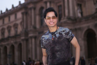 [ẢNH] Danh ca Ngọc Sơn: Quý ông giàu có nhất nhì showbiz nhưng vẫn lẻ bóng ở tuổi 52