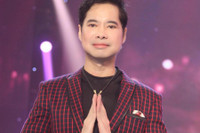 [ẢNH] Danh ca Ngọc Sơn: Quý ông giàu có nhất nhì showbiz nhưng vẫn lẻ bóng ở tuổi 52