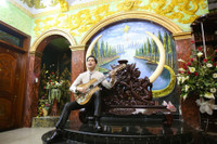 [ẢNH] Danh ca Ngọc Sơn: Quý ông giàu có nhất nhì showbiz nhưng vẫn lẻ bóng ở tuổi 52