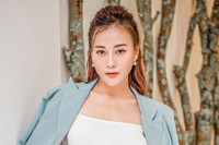 [ẢNH] Những sao Việt ‘treo thưởng’ tiền tỷ để phủ nhận tin đồn thất thiệt