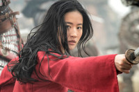 [ẢNH] Cận cảnh nhan sắc nữ diễn viên đóng thế 'lấn át' Lưu Diệc Phi trong Mulan