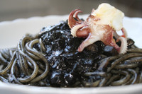 [ẢNH] Điểm danh những món ăn có màu đen 'chất lừ' khiến tín đồ ẩm thực thích mê