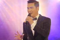 [ẢNH] Hé lộ cuộc hôn nhân kín tiếng của danh ca Nguyễn Hưng