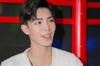 [ẢNH] So bì khối tài sản của gia đình “Hoa râm bụt”: Hòa Minzy, Đức Phúc, Erik 