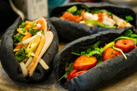 [ẢNH] Điểm danh những món ăn có màu đen 'chất lừ' khiến tín đồ ẩm thực thích mê