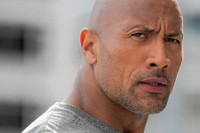 [ẢNH] The Rock: Từ cậu bé cao 1,9m bị xa lánh đến ngôi sao tỷ đô của Hollywood