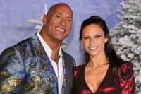 [ẢNH] The Rock: Từ cậu bé cao 1,9m bị xa lánh đến ngôi sao tỷ đô của Hollywood