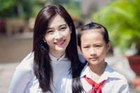 [ẢNH] Cuộc sống của những mỹ nhân showbiz Việt 'theo chồng bỏ cuộc chơi' hiện ra sao?