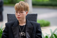 [ẢNH] So bì khối tài sản của gia đình “Hoa râm bụt”: Hòa Minzy, Đức Phúc, Erik 