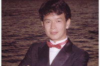 [ẢNH] Tuổi 73, nhạc sĩ Đức Huy sống ra sao bên vợ trẻ đẹp kém 44 tuổi?