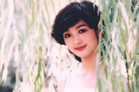 [ẢNH] Sắc vóc trẻ trung, gợi cảm ở tuổi U50 của Hoa hậu đền Hùng Giáng My