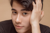 [ẢNH] Những ca sĩ 10X nổi tiếng ngay từ khi còn ngồi trên ghế nhà trường 