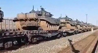 Chuyến tàu thứ 9 chở lô xe tăng T-72 của Nga tiếp tục áp sát Ukraine