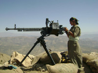 Súng máy hạng nặng DShK- 'quái thú bất tử'