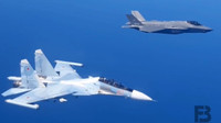 [ẢNH] Su-30SM Nga áp sát buộc F-35 NATO phải đổi hướng bay