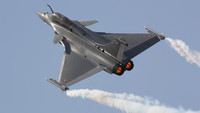 [ẢNH] Cú lội ngược dòng ngoạn mục của ‘phượng hoàng lửa’ Rafale Pháp
