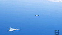 [ẢNH] Su-30SM Nga áp sát buộc F-35 NATO phải đổi hướng bay