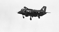 [ẢNH] Yak-38, loại tiêm kích hạm đi trước thời đại của Liên Xô