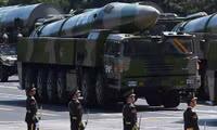 [ẢNH] DF-26 Trung Quốc liệu có phải là sát thủ diệt tàu sân bay?