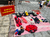 Người dân hứng khởi với trải nghiệm phòng cháy chữa cháy và cứu nạn cứu hộ